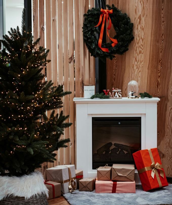 Cozy Cabin-Core Look for Your Space With These Moody Holiday Decor